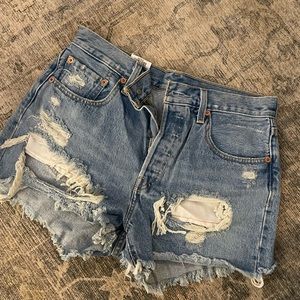 NWT Levi’s